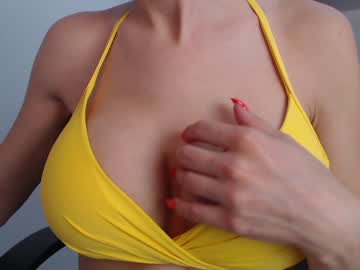 webcam girl eat_mee_out image #2041182