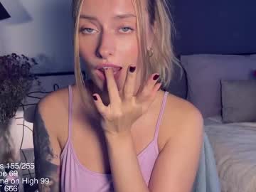 webcam girl yvie_ image #8777759