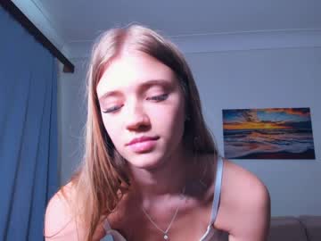 webcam girl coral_reef image #5636059