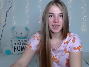 webcam girl little__cherrry image #2510207