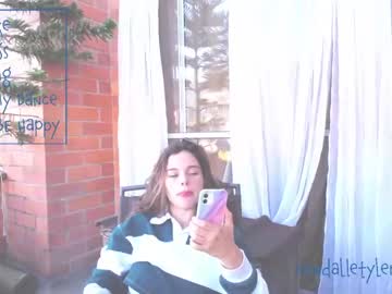 webcam girl kendalltyler image #419397