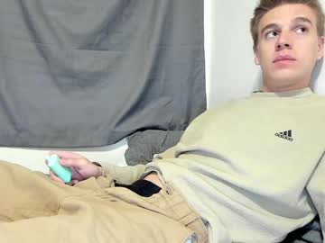 webcam man collegeboiaz image #4257604