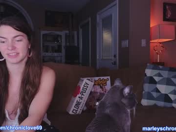 webcam girl chroniclove image #4444101