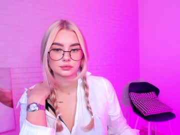 webcam girl 8a8y_nura image #1427598