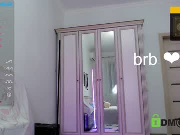 webcam girl small_blondee image #3437546