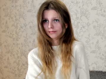webcam girl alainaestrada image #5492055