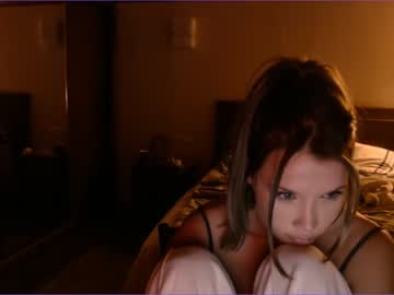 webcam girl bitter_moon image #2911771
