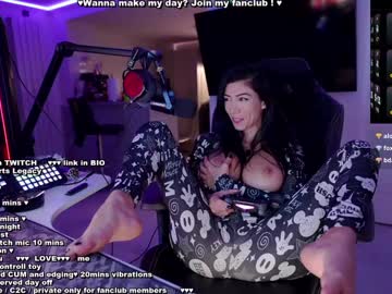 webcam girl evelyne92 image #8644909