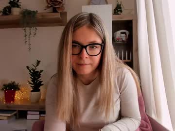 webcam girl bestgirl_ofthe_neighborhood image #3925784