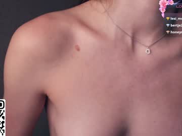 webcam girl mia_sea_ image #8616224