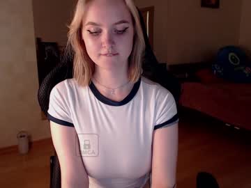 webcam girl lovely_kisses image #2633477