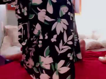 webcam girl lilrosiedoll image #2666355