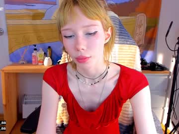 webcam girl littlething88 image #1617200
