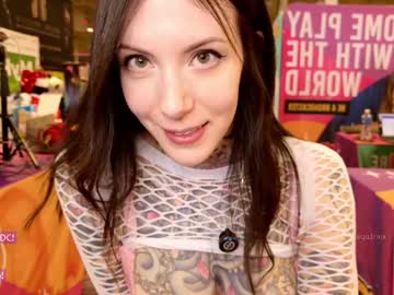 webcam girl harliequinnx image #8391275