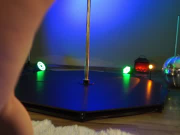 webcam girl _meganmeow_ image #6667706