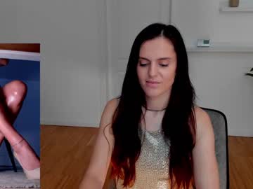 webcam girl legswattitude image #4363720