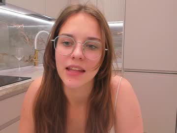 webcam girl dream_beam image #8647891