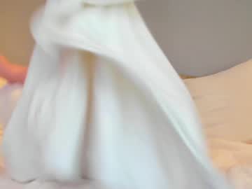 webcam girl eatmygingersnapps image #8079514