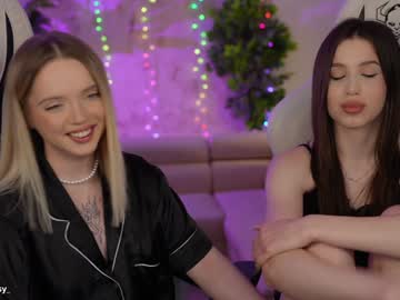 webcam couple kira0541 image #7141511