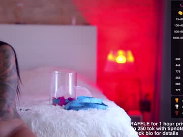 webcam girl evelyne92 image #7585060