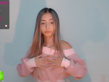 webcam girl gummy_bear7 image #1099244
