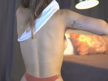webcam girl tait_less image #7856620