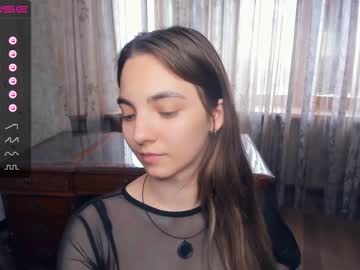 webcam girl shy_media image #4561673