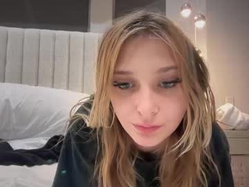 webcam girl sarahscire image #8204011