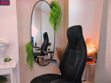 webcam girl bella_croys image #4372570