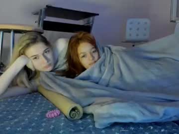 webcam girl twix_llll image #412037