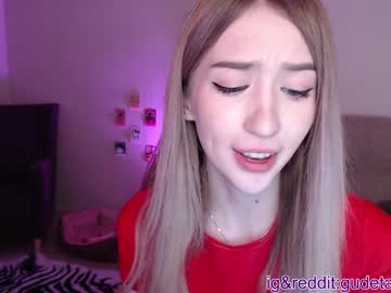 webcam girl gudeeetama image #234680