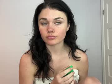 webcam girl queencassidyy image #8945680