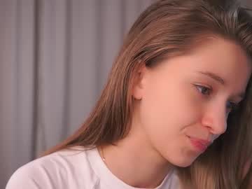 webcam girl little_poetry image #9287571