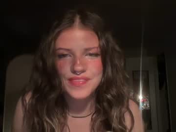 webcam girl fairyyy653 image #8723502
