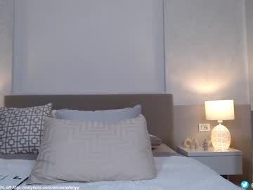 webcam girl smileyouarehere image #3897743