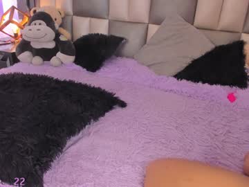 webcam girl giselle_js image #7569380