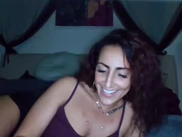 webcam girl shalmeli90 image #3930159