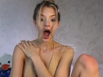 webcam girl lesi_moonie image #7350281