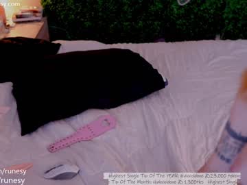 webcam girl runesy image #5116798