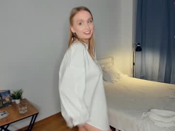 webcam girl go1den_hair_ image #4900743