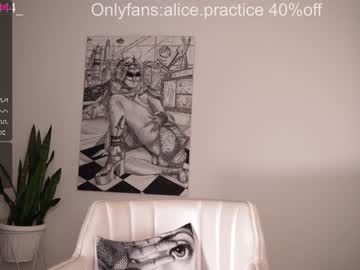 webcam girl alicia_uwu image #4322637