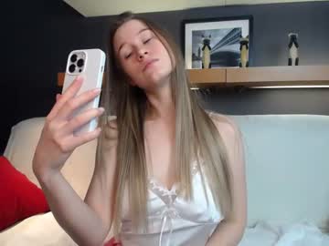 webcam girl yana_squrel_22 image #3251534