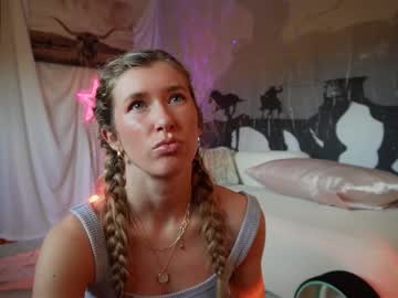 webcam girl lucy_gooosey image #9089382