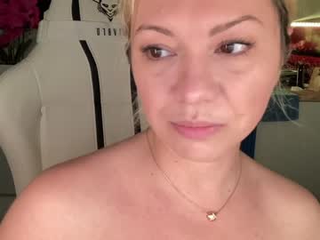 webcam girl kiradivine image #6154861