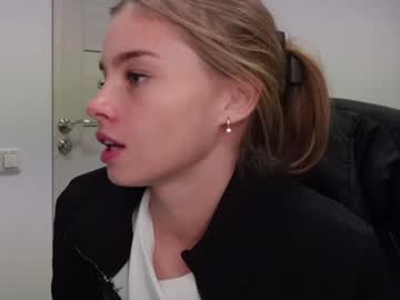 webcam girl abby_laker image #8590054