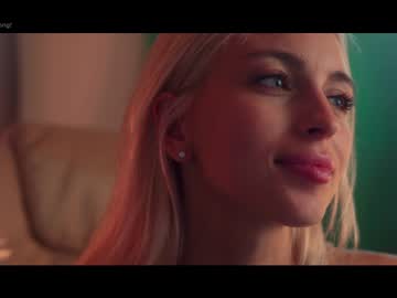 webcam girl artmosphera image #2580918