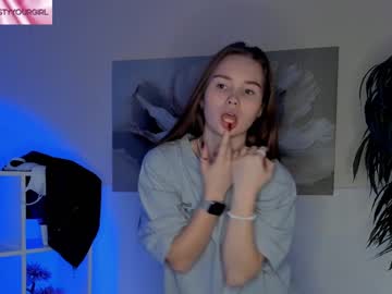 webcam girl shelleybartram image #6320385