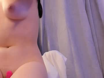 webcam girl miavixxenn image #8846200
