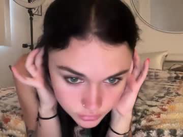 webcam girl queencassidyy image #8312249