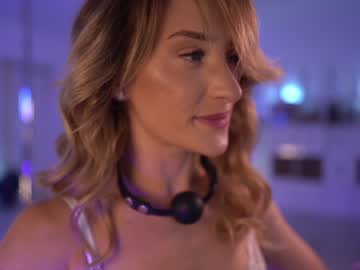 webcam girl hannahjames710 image #4560917
